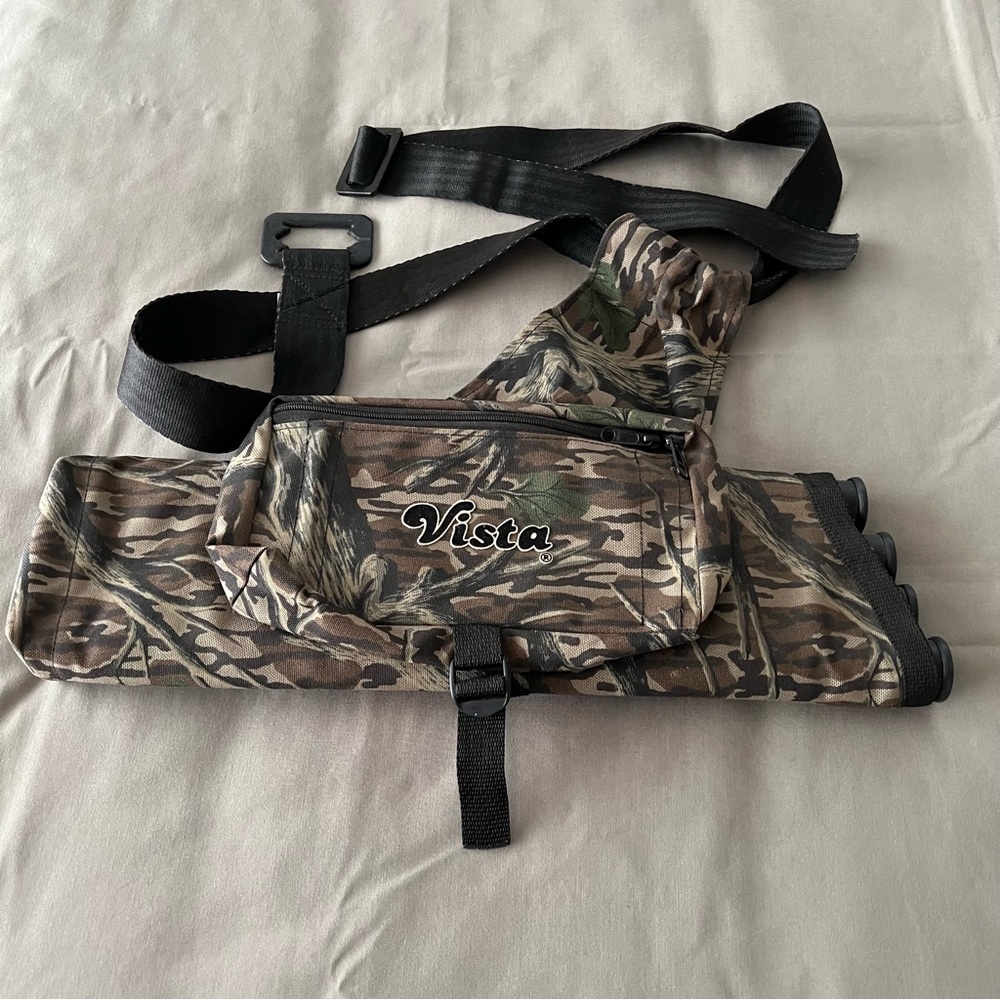 Vista 4 Tube Camouflage Arrow Quiver Hip Pack with Pouch for Bow Shooting